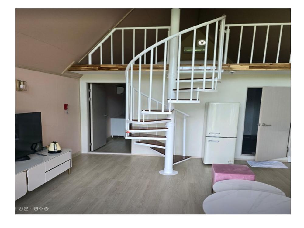 235149625_w2J9ixy5_4ddcbd451b2a9775e441ce0e0263a7ee82acd430.JPG 이미지크게보기